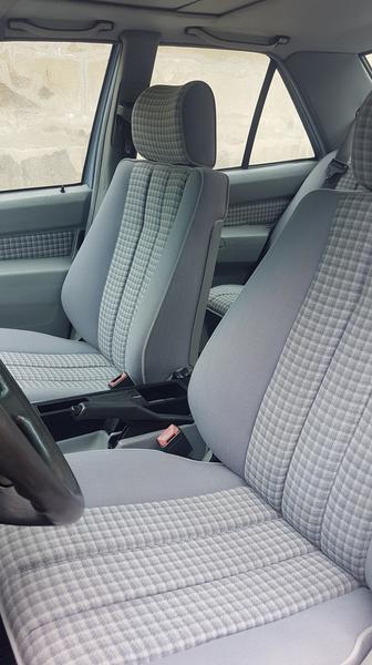 Mercedes-Benz 190 D • 1991 • 174,840 km 9