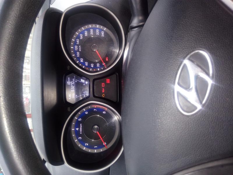 Hyundai Elantra • 2013 • 63,270 km 2