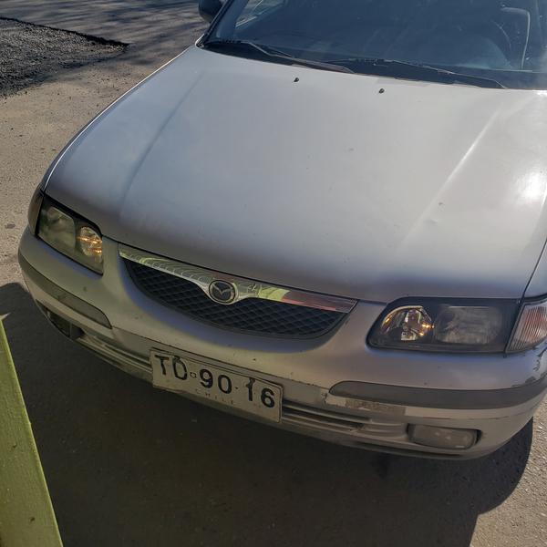 Mazda 626 • 1999 • 170,000 km 4