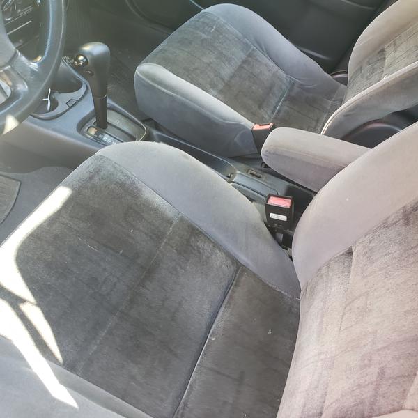 Mazda 626 • 1999 • 170,000 km 3