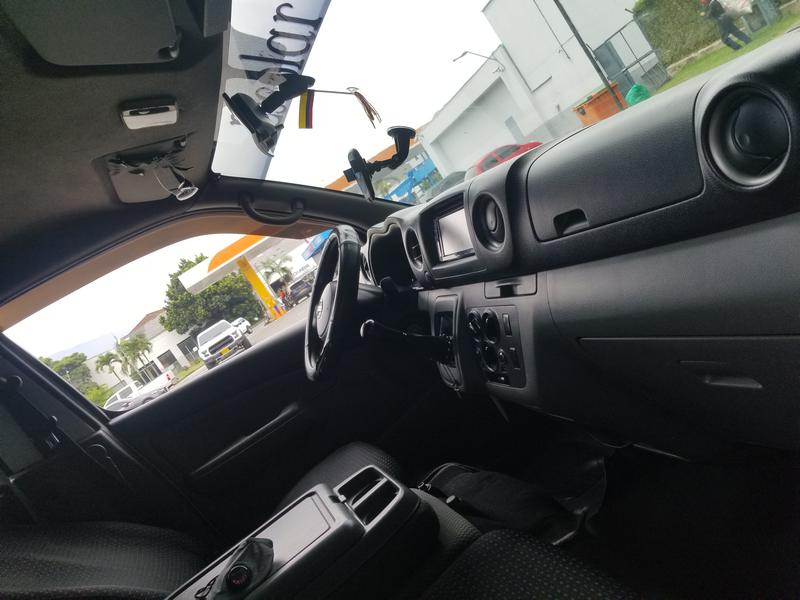 Nissan Urvan • 2014 • 267,000 km 1