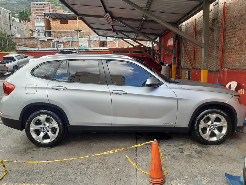 BMW X1 • 2014 • 58,300 km 1