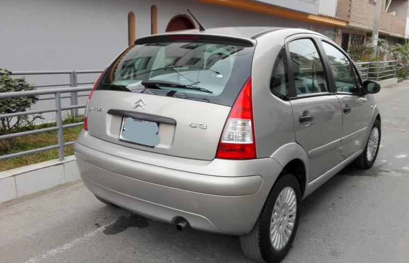 Citroën C3 • 2009 • 114,000 km 3