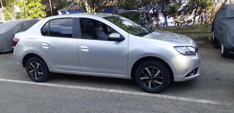 Renault 18 • 2018 • 21,704 km 16