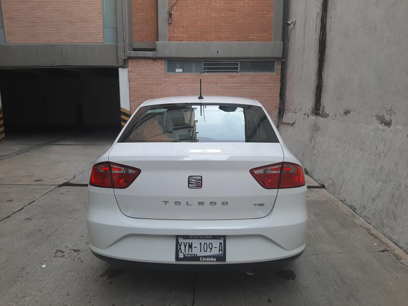 Seat Toledo • 2017 • 35,000 km 13