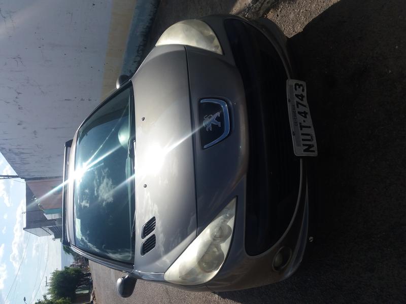 Peugeot 207 • 2011 • 196,660 km 5