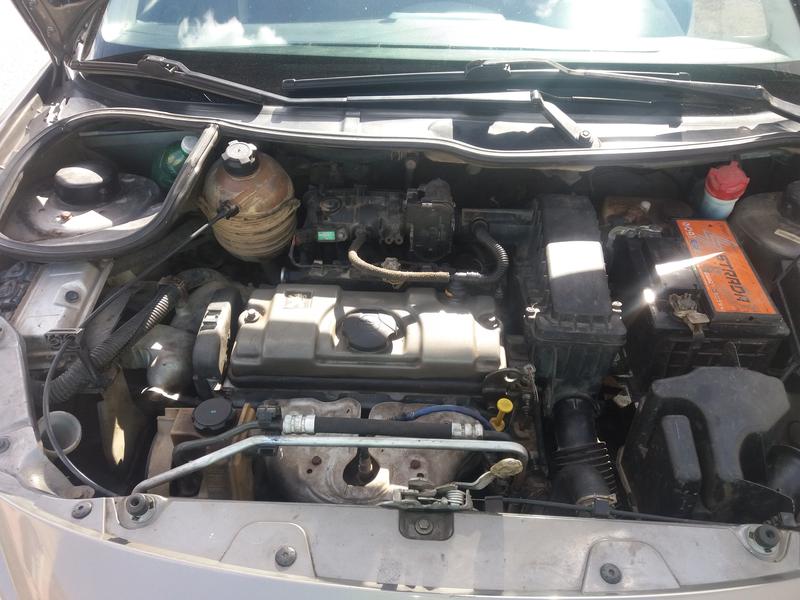 Peugeot 207 • 2011 • 196,660 km 2