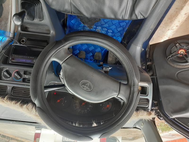 Toyota 4 Runner Limited • 1998 • 0 km 4