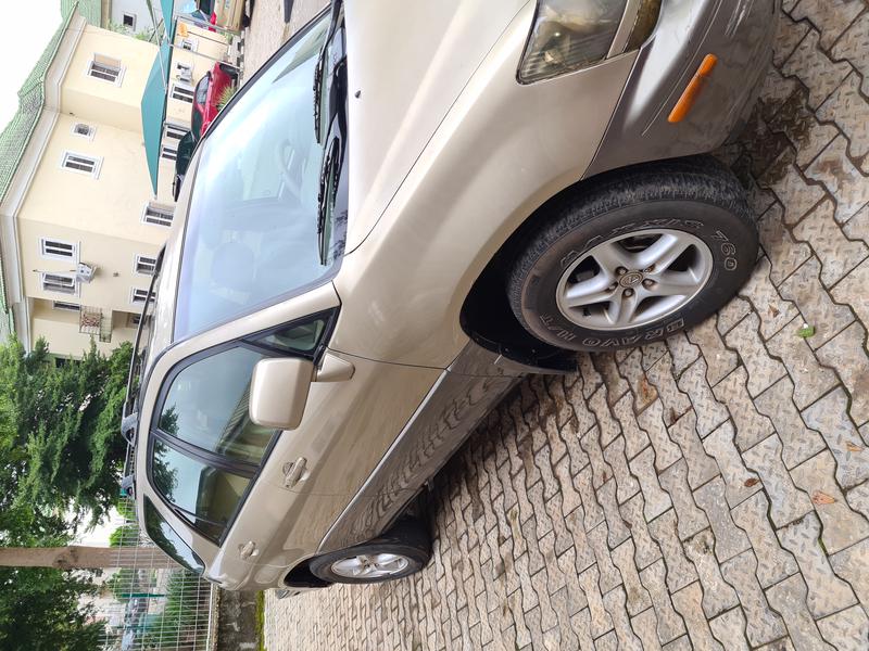 Lexus RX 300 • 1999 • 230,000 km 8