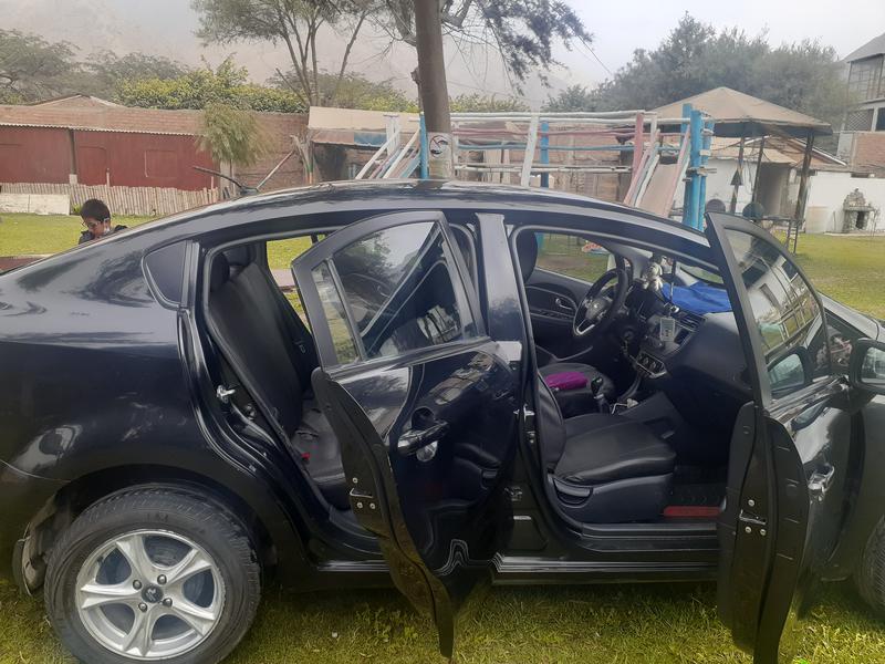 Kia Rio • 2013 • 86,500 km 3