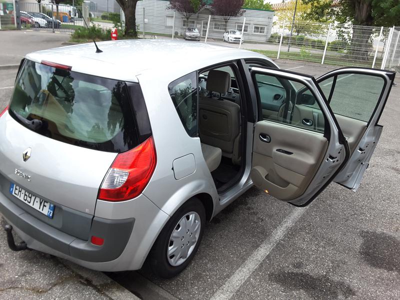 Renault Scénic • 2008 • 282,880 km 18
