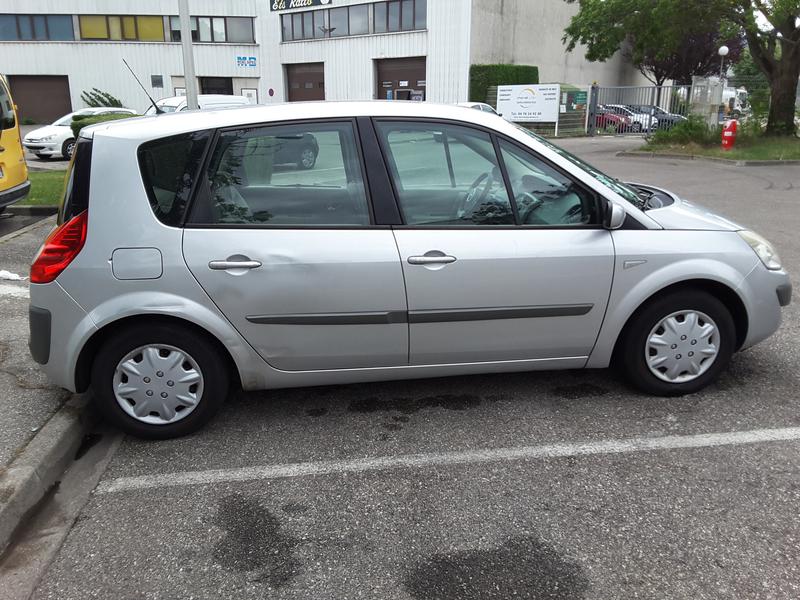 Renault Scénic • 2008 • 282,880 km 15