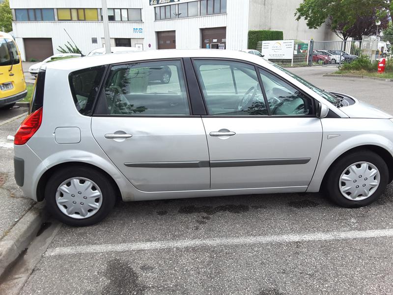 Renault Scénic • 2008 • 282,880 km 12