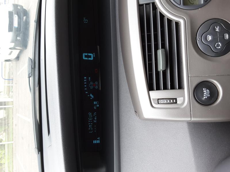 Renault Scénic • 2008 • 282,880 km 7