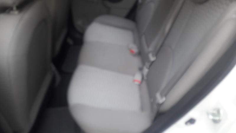 Dodge Attitude • 2009 • 120,000 km 7