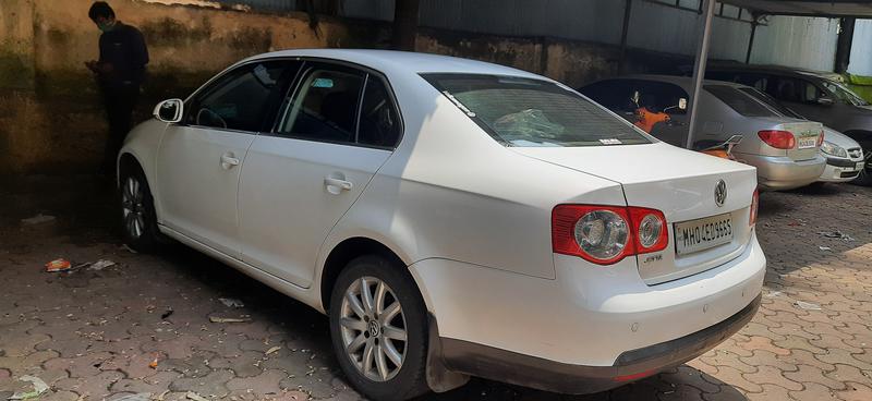 Volkswagen Jetta • 2009 • 125,000 km 1