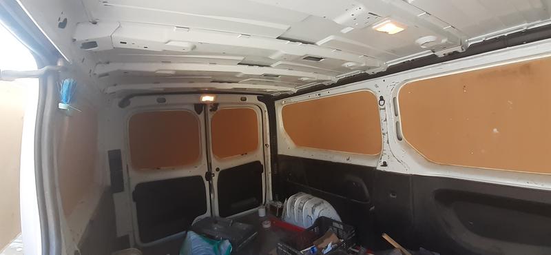 Renault Express • 2016 • 192,000 km 9