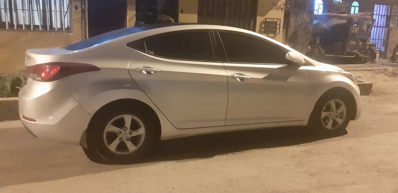 Hyundai Elantra • 2014 • 130 km 1