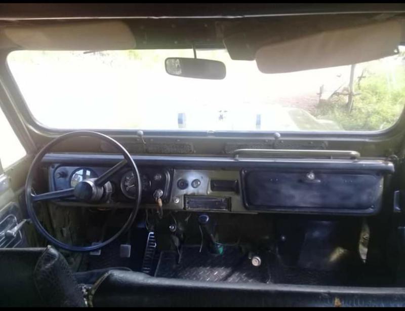 Nissan  • 1977 • 0 km 3