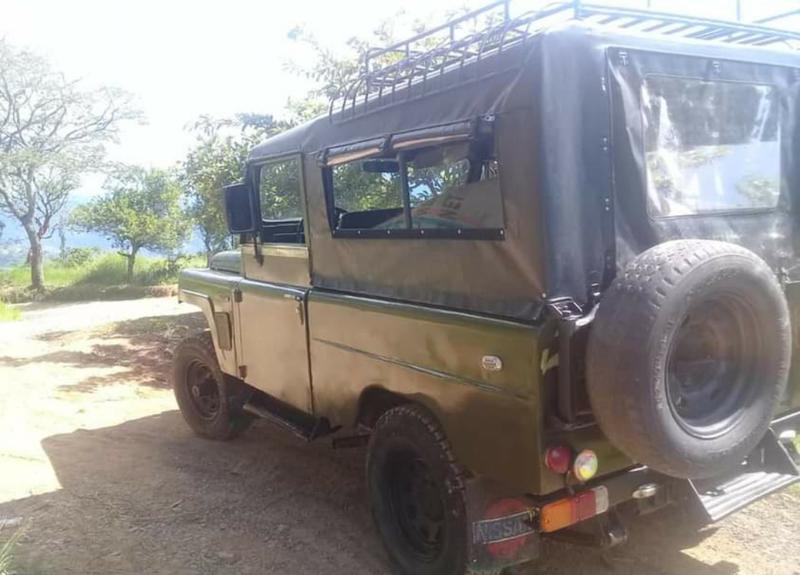 Nissan  • 1977 • 0 km 4