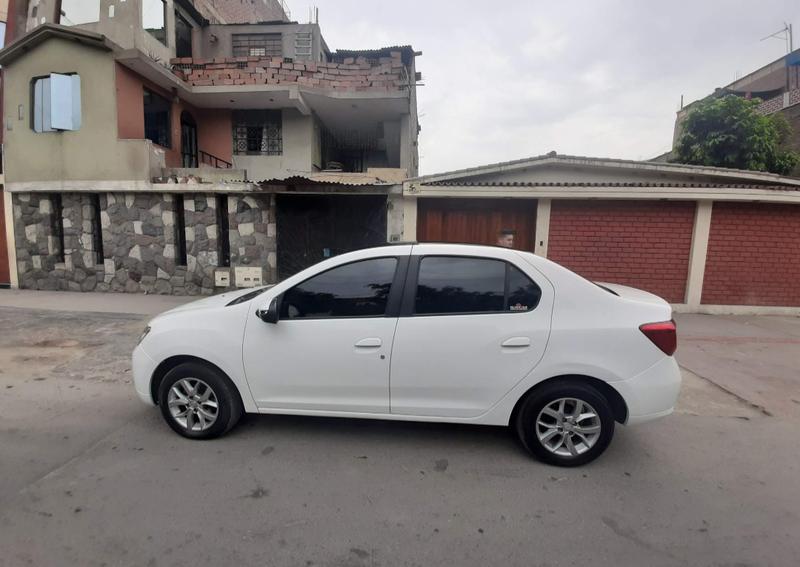 Renault Logan • 2017 • 20,000 km 5