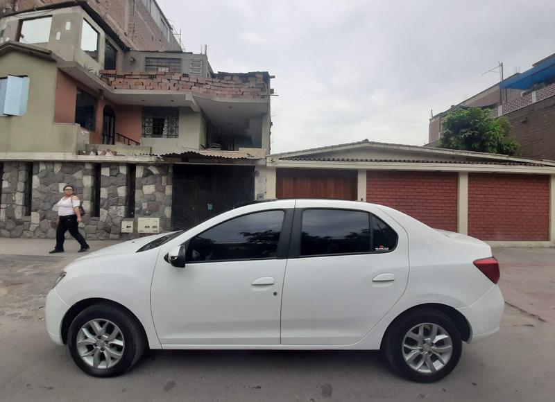 Renault Logan • 2017 • 20,000 km 8