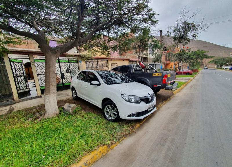 Renault Logan • 2017 • 20,000 km 2