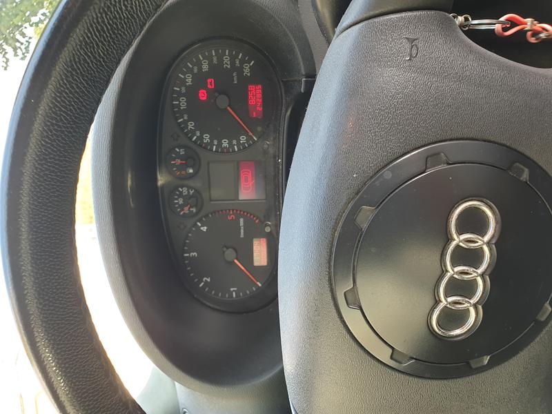 Audi A3 • 1999 • 242,000 km 5
