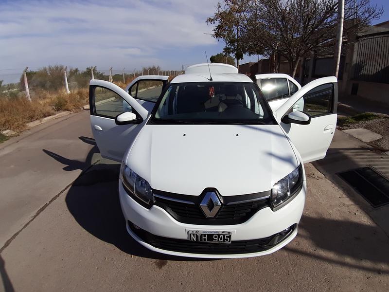 Renault Logan • 2014 • 50,000 km 2