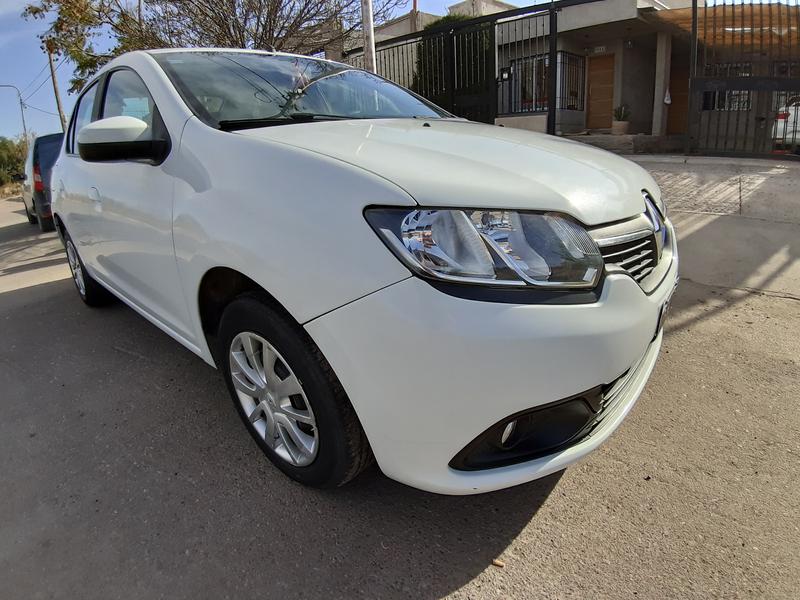 Renault Logan • 2014 • 50,000 km 1