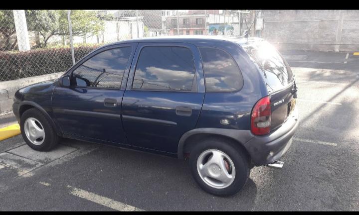Chevrolet Corsa • 1998 • 174,000 km 4