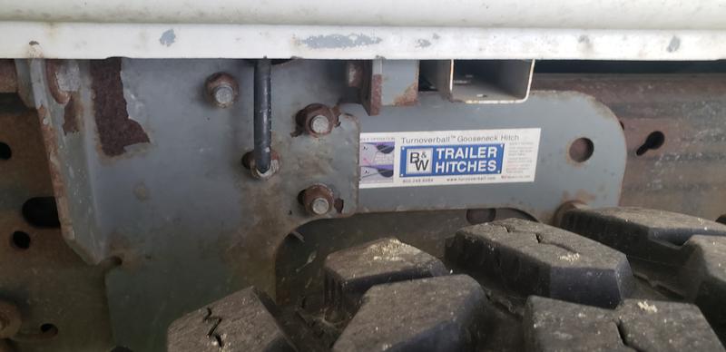 Chevrolet Silverado 2500hd • 2009 • 256,000 km 3