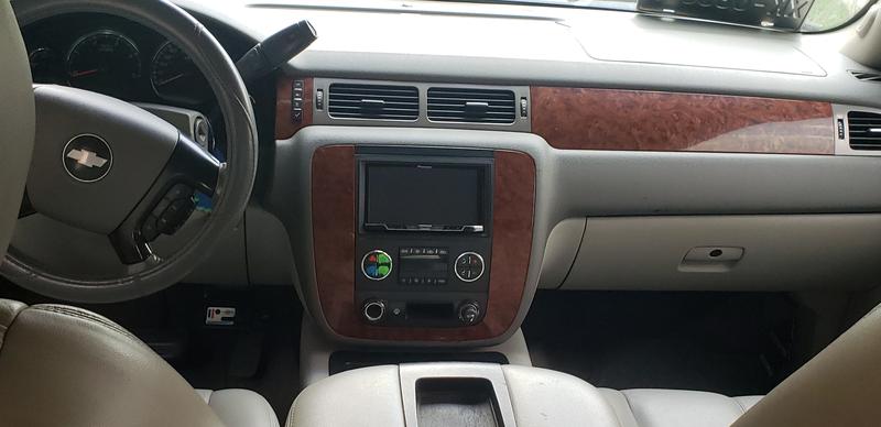 Chevrolet Silverado 2500hd • 2009 • 256,000 km 2