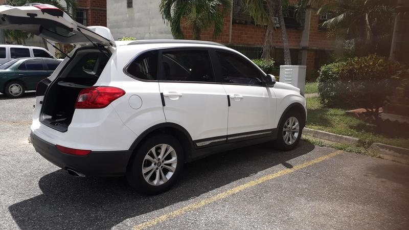 Chery Tiggo • 2016 • 105,000 km 1