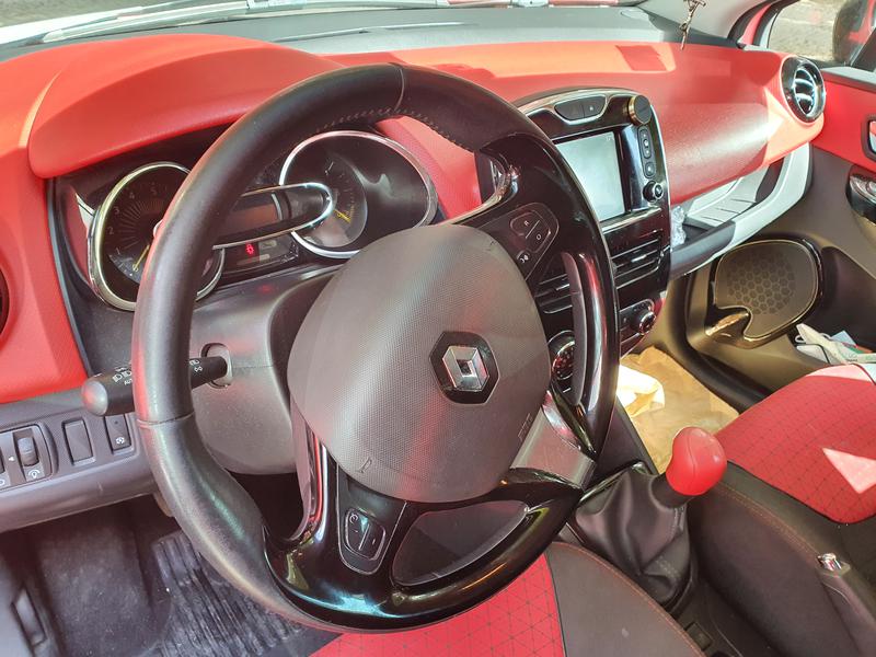 Renault Clio • 2013 • 251,000 km 2