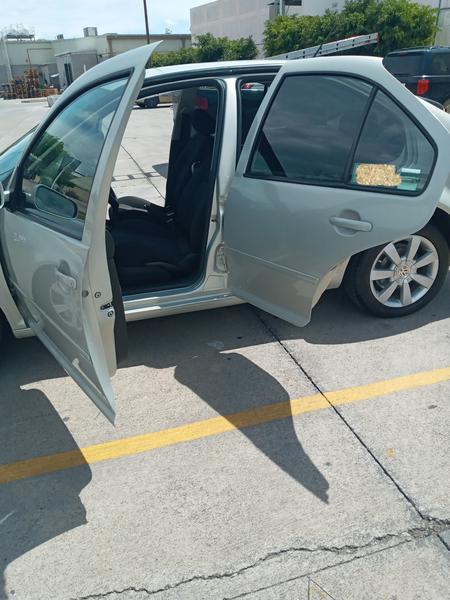 Volkswagen Jetta • 2012 • 91,000 km 10