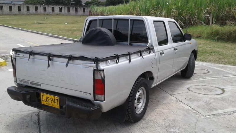 Nissan Np300 • 2015 • 123,800 km 4