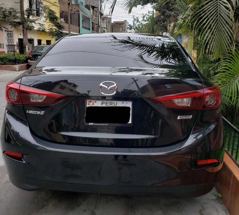 Mazda 3 • 2015 • 21,900 km 1