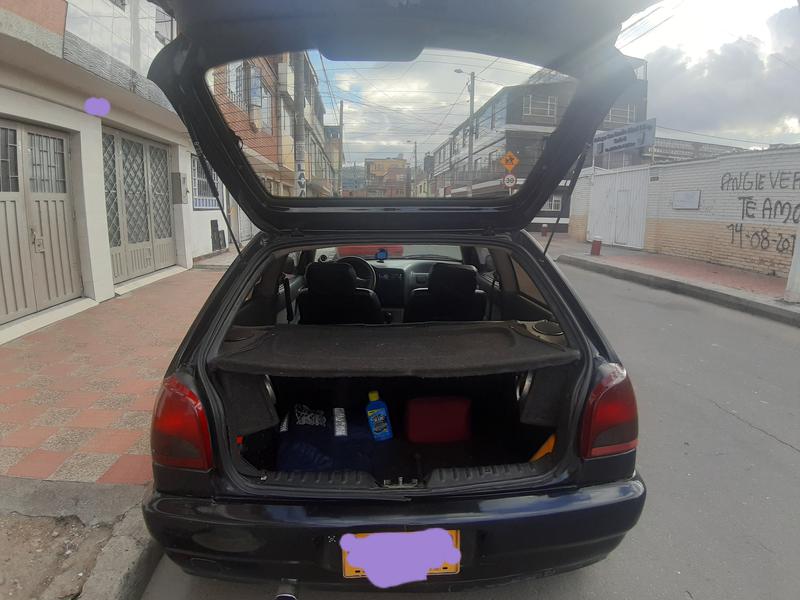 Volkswagen Gol • 1997 • 252,000 km 9