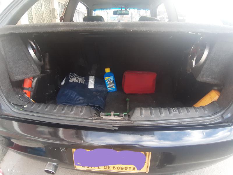 Volkswagen Gol • 1997 • 252,000 km 3