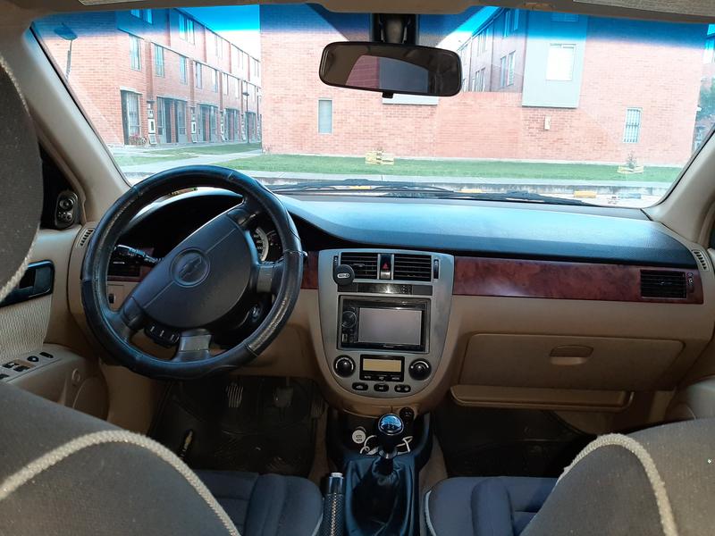 Chevrolet Optra • 2005 • 197,000 km 3