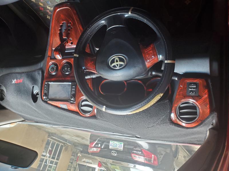 Toyota Matrix • 2009 • 147,596 km 11