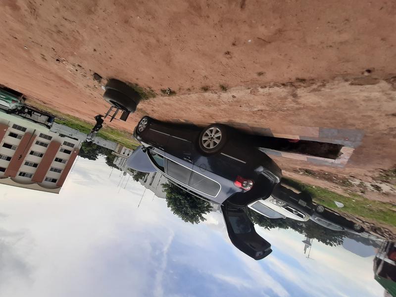 Volkswagen Passat • 2008 • 21,800 km 4