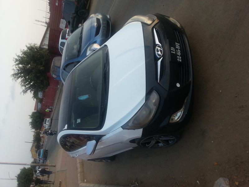 Hyundai  • 2018 • 47 km 3