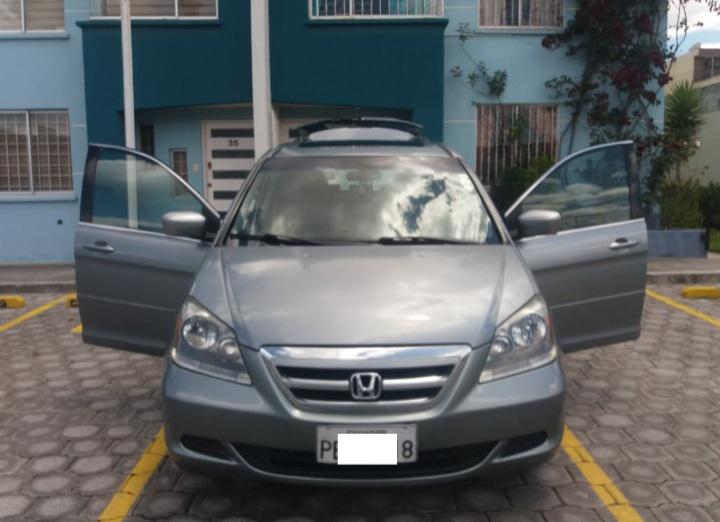 Honda Pilot • 2005 • 277,000 km 8