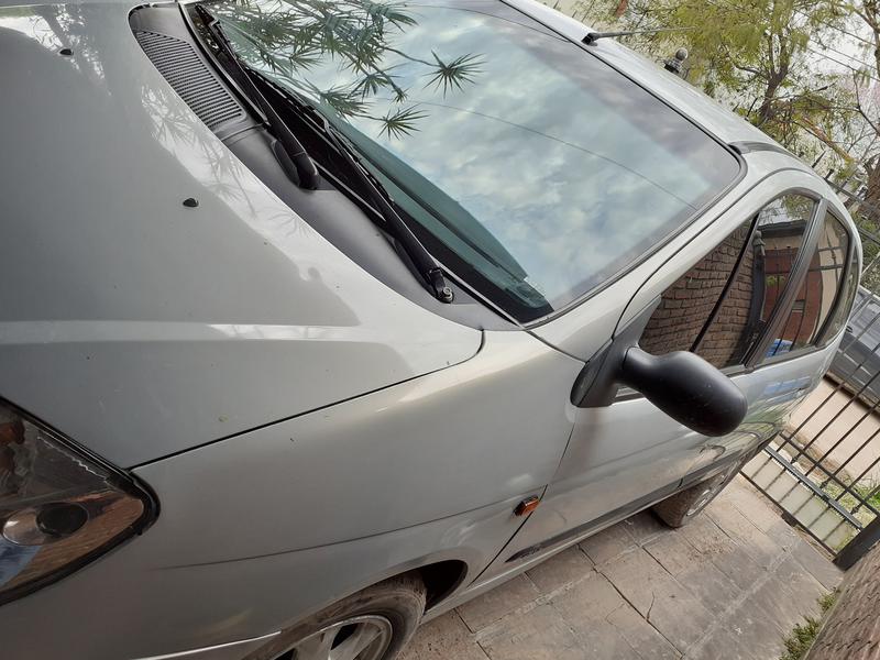 Renault Mégane Scénic • 2004 • 190,000 km 2