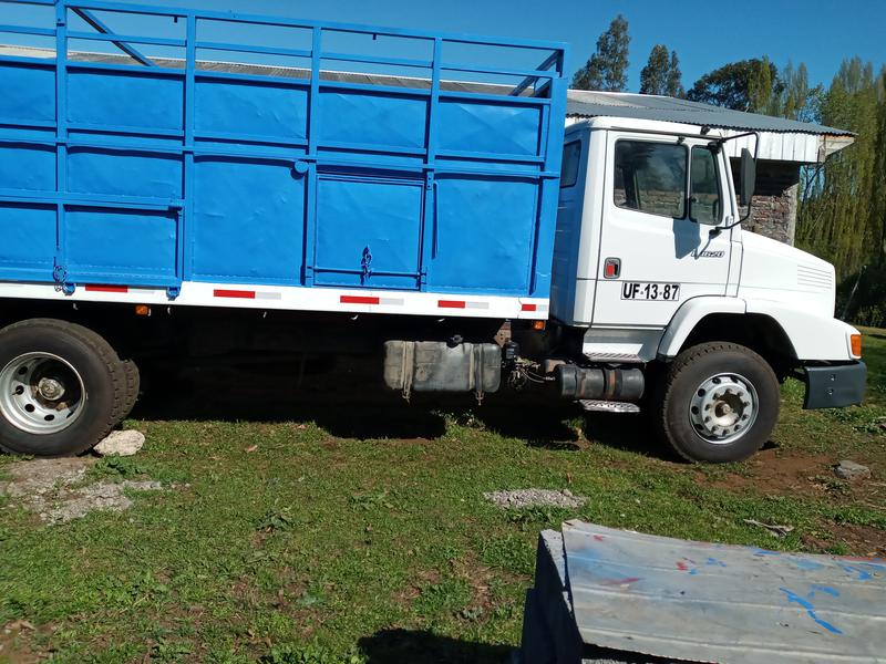 Mercedes-Benz 100 D • 2001 • 100,000 km 3