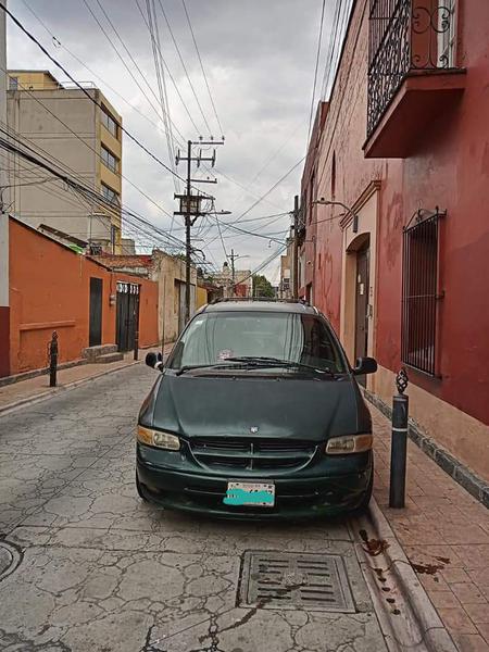 Dodge Grand Caravan • 1996 • 150,000 km 6