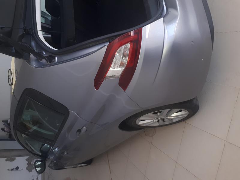 Peugeot 308 • 2015 • 109,350 km 4