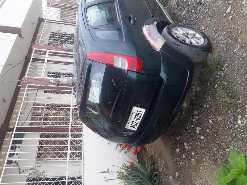 Ford Fiesta • 2004 • 185,000 km 3